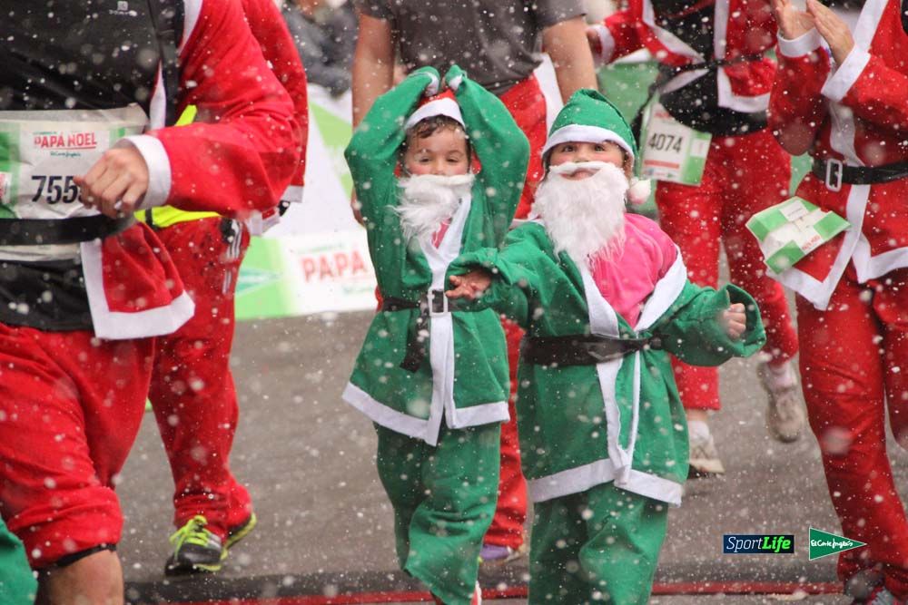 Galería de la Carrera de Papá Noel, entraeda en meta desde el minuto 27 al 37