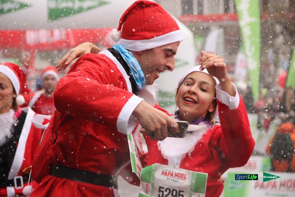 Galería de la Carrera de Papá Noel, entraeda en meta desde el minuto 27 al 37