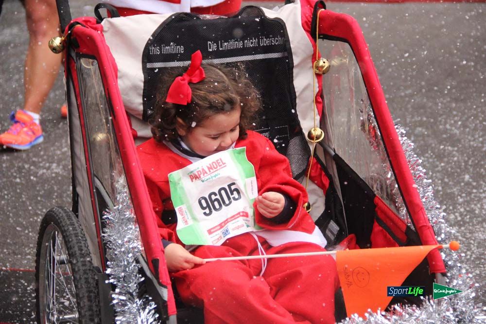 Galería de la Carrera de Papá Noel, entraeda en meta desde el minuto 27 al 37
