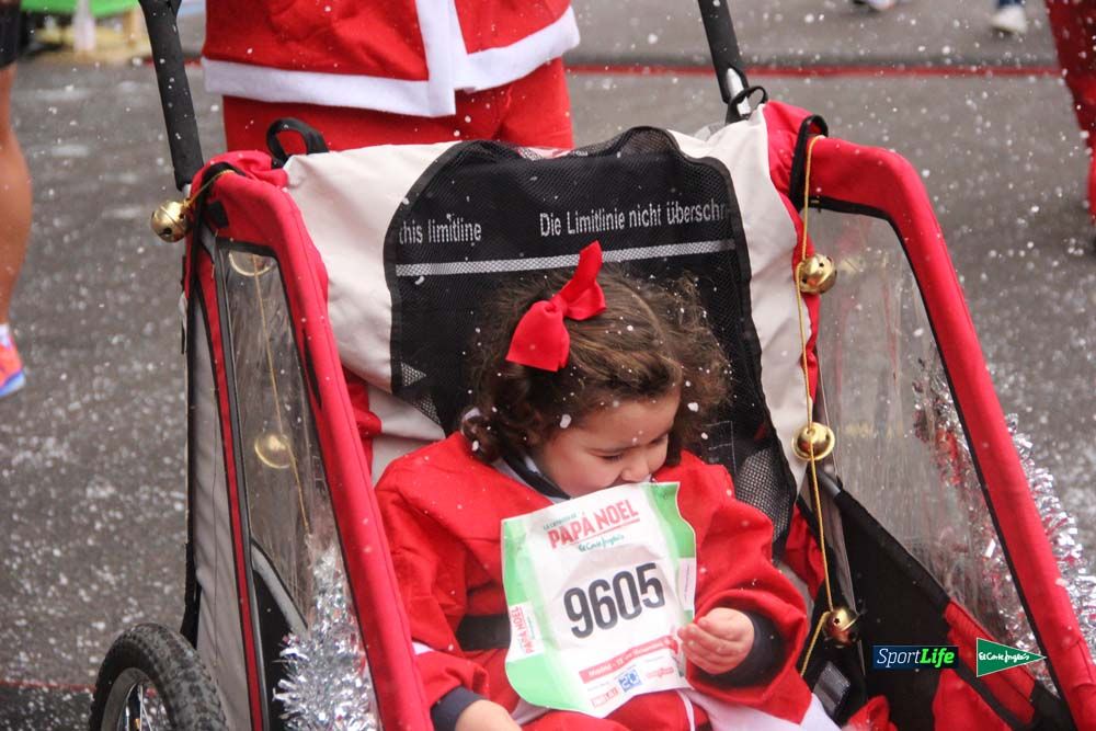 Galería de la Carrera de Papá Noel, entraeda en meta desde el minuto 27 al 37