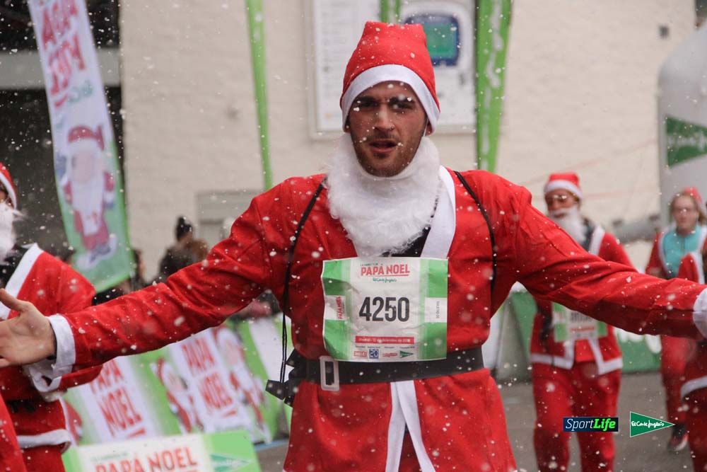 Galería de la Carrera de Papá Noel, entraeda en meta desde el minuto 27 al 37