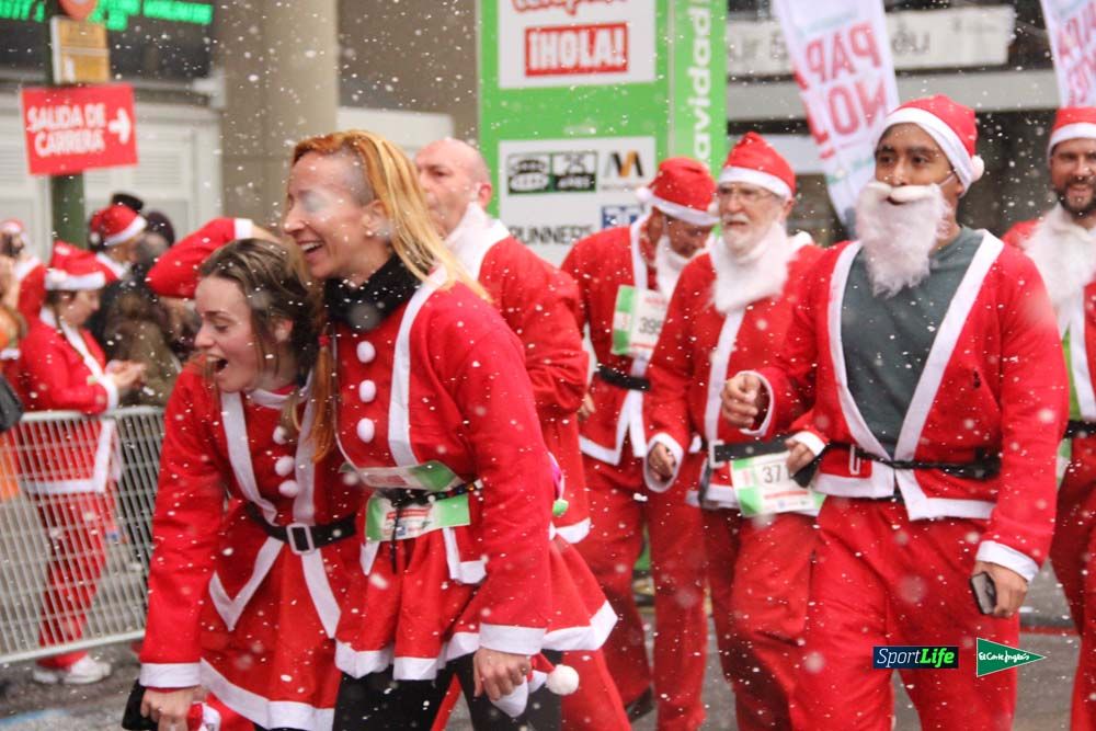 Galería de la Carrera de Papá Noel, entraeda en meta desde el minuto 27 al 37