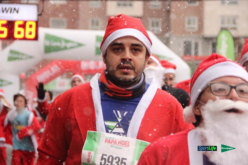 Galería de la Carrera de Papá Noel, entraeda en meta desde el minuto 27 al 37