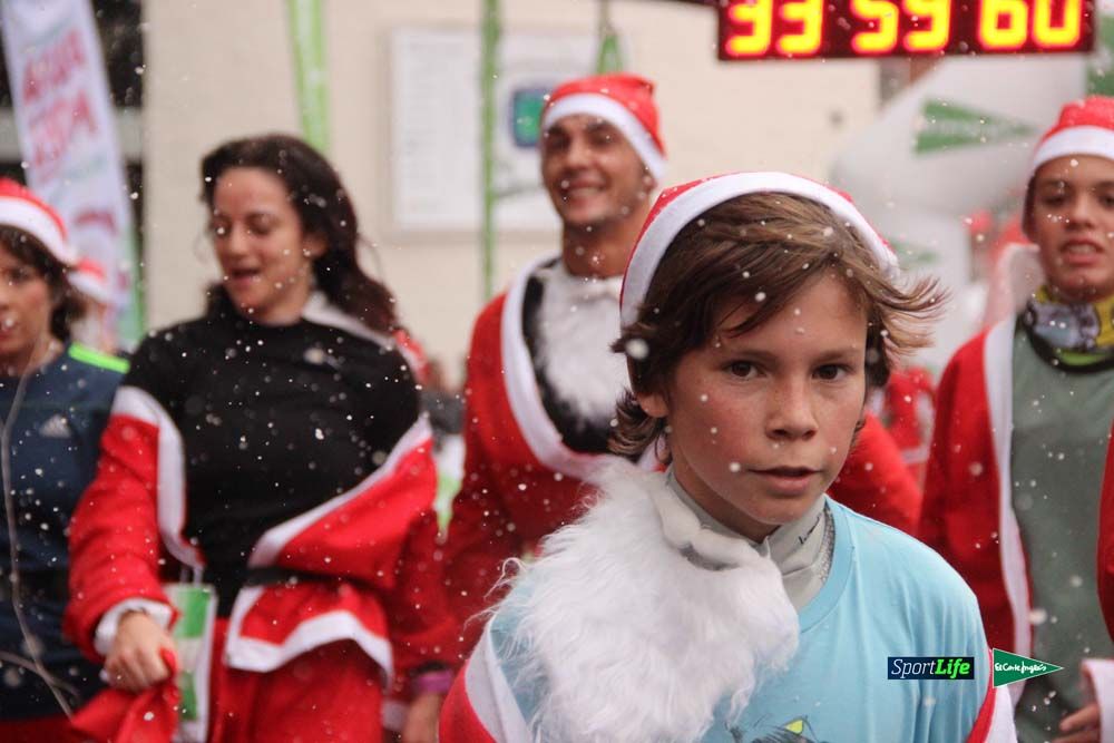 Galería de la Carrera de Papá Noel, entraeda en meta desde el minuto 27 al 37