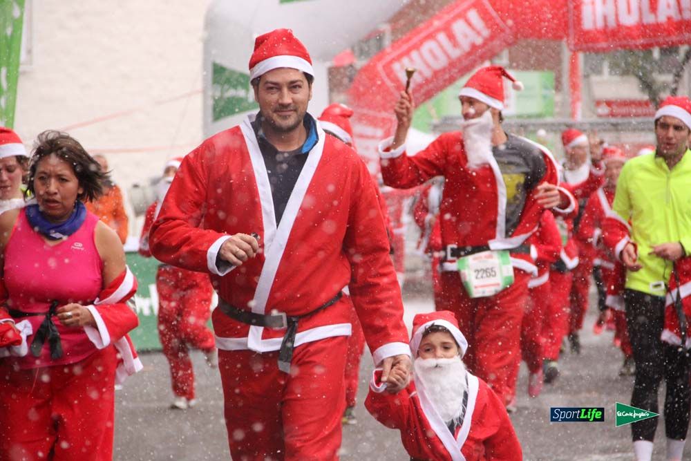 Galería de la Carrera de Papá Noel, entraeda en meta desde el minuto 27 al 37