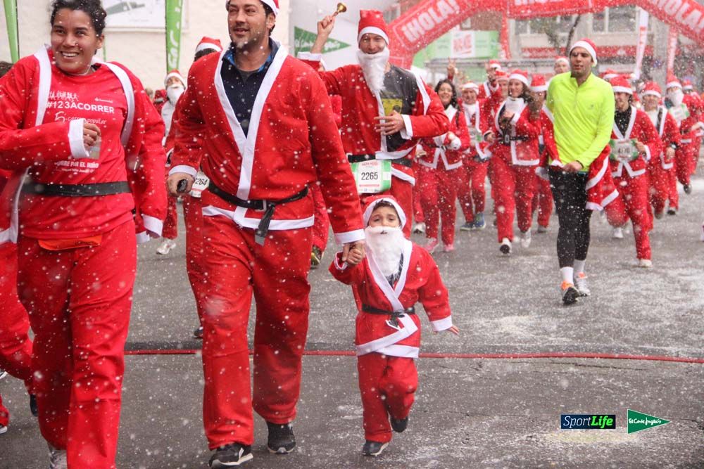Galería de la Carrera de Papá Noel, entraeda en meta desde el minuto 27 al 37