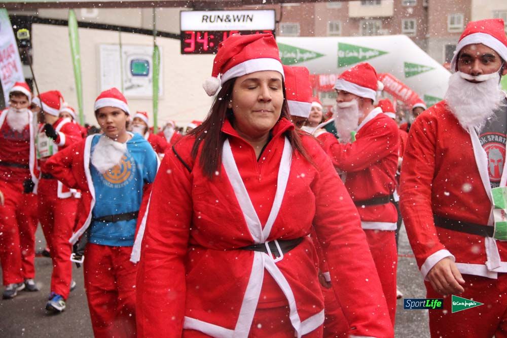 Galería de la Carrera de Papá Noel, entraeda en meta desde el minuto 27 al 37