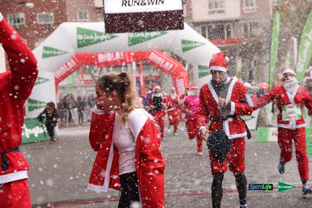 Galería de la Carrera de Papá Noel, entraeda en meta desde el minuto 27 al 37