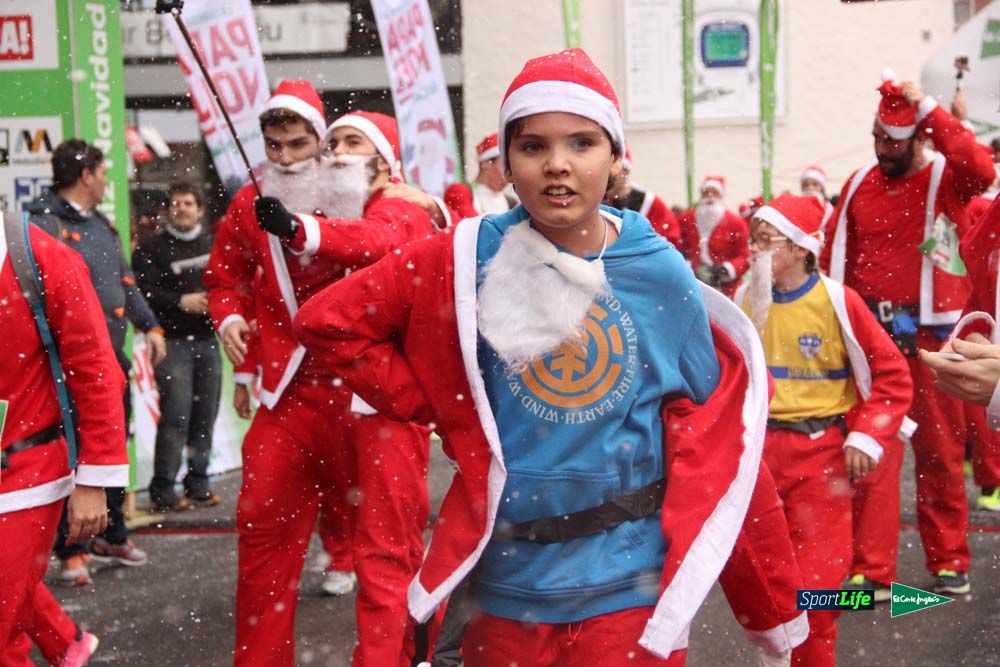Galería de la Carrera de Papá Noel, entraeda en meta desde el minuto 27 al 37
