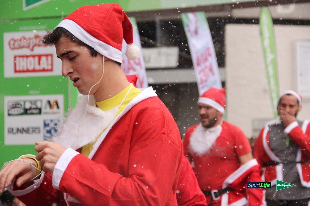 Galería de la Carrera de Papá Noel, entraeda en meta desde el minuto 27 al 37