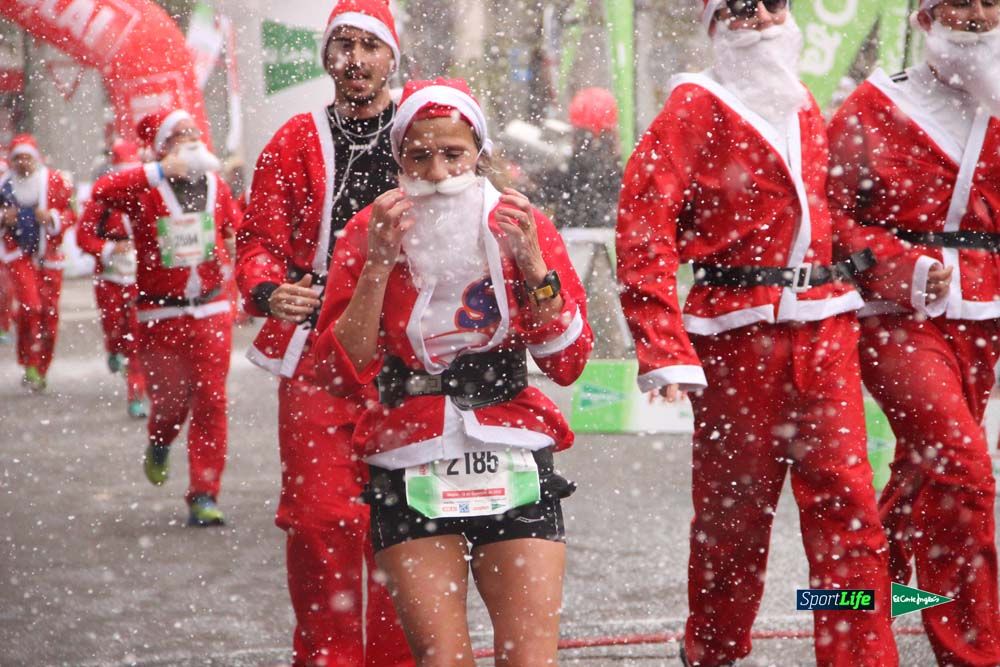Galería de la Carrera de Papá Noel, entraeda en meta desde el minuto 27 al 37