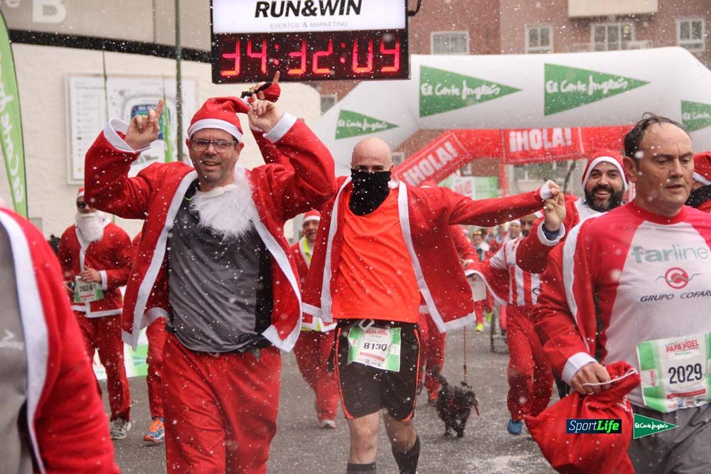 Galería de la Carrera de Papá Noel, entraeda en meta desde el minuto 27 al 37