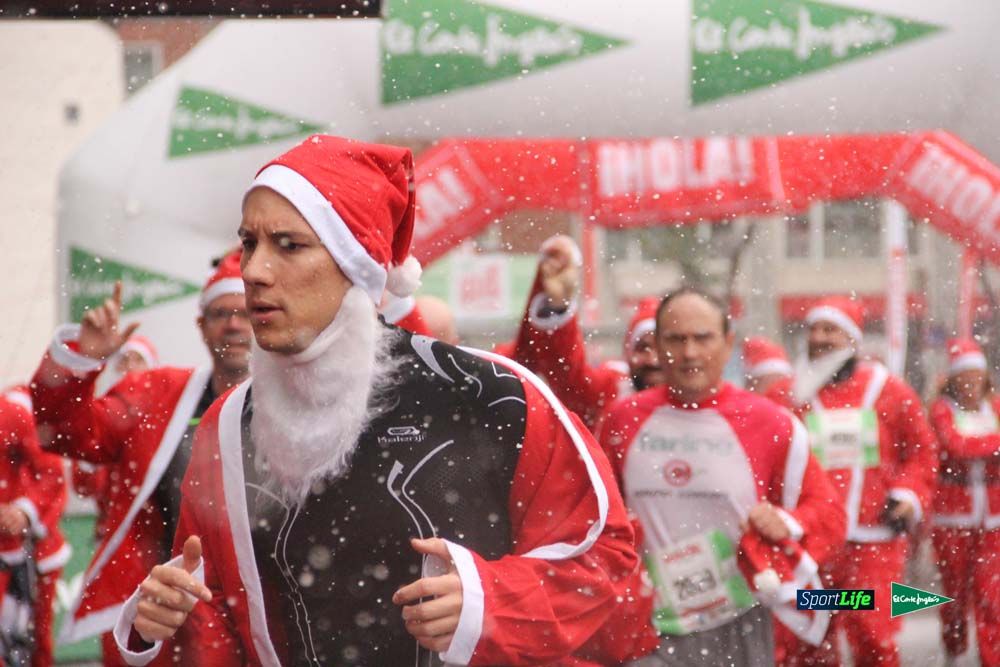 Galería de la Carrera de Papá Noel, entraeda en meta desde el minuto 27 al 37
