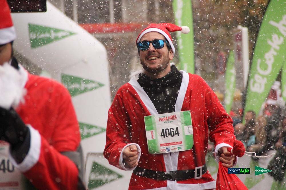 Galería de la Carrera de Papá Noel, entraeda en meta desde el minuto 27 al 37