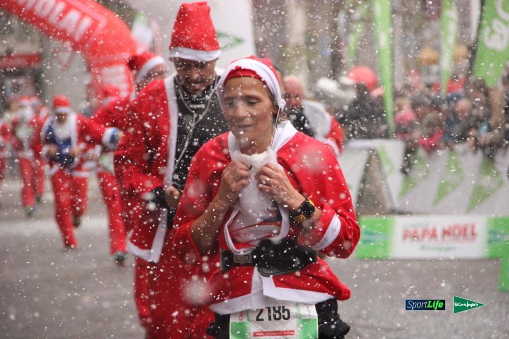Galería de la Carrera de Papá Noel, entraeda en meta desde el minuto 27 al 37