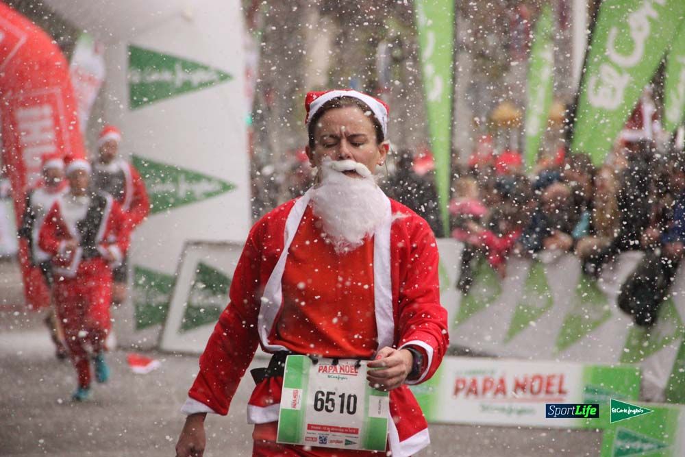Galería de la Carrera de Papá Noel, entraeda en meta desde el minuto 27 al 37