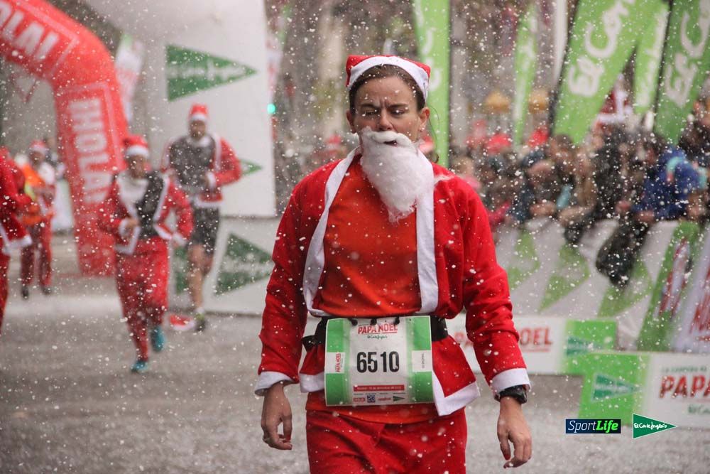 Galería de la Carrera de Papá Noel, entraeda en meta desde el minuto 27 al 37