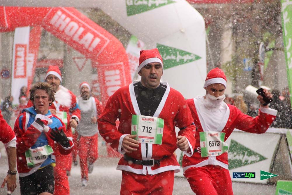 Galería de la Carrera de Papá Noel, entraeda en meta desde el minuto 27 al 37