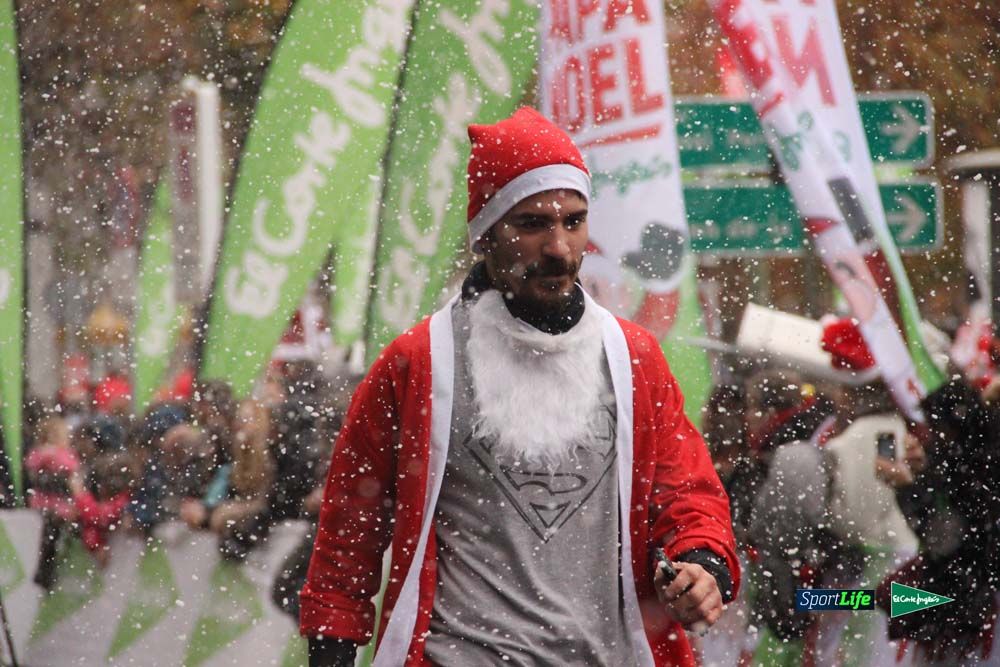 Galería de la Carrera de Papá Noel, entraeda en meta desde el minuto 27 al 37