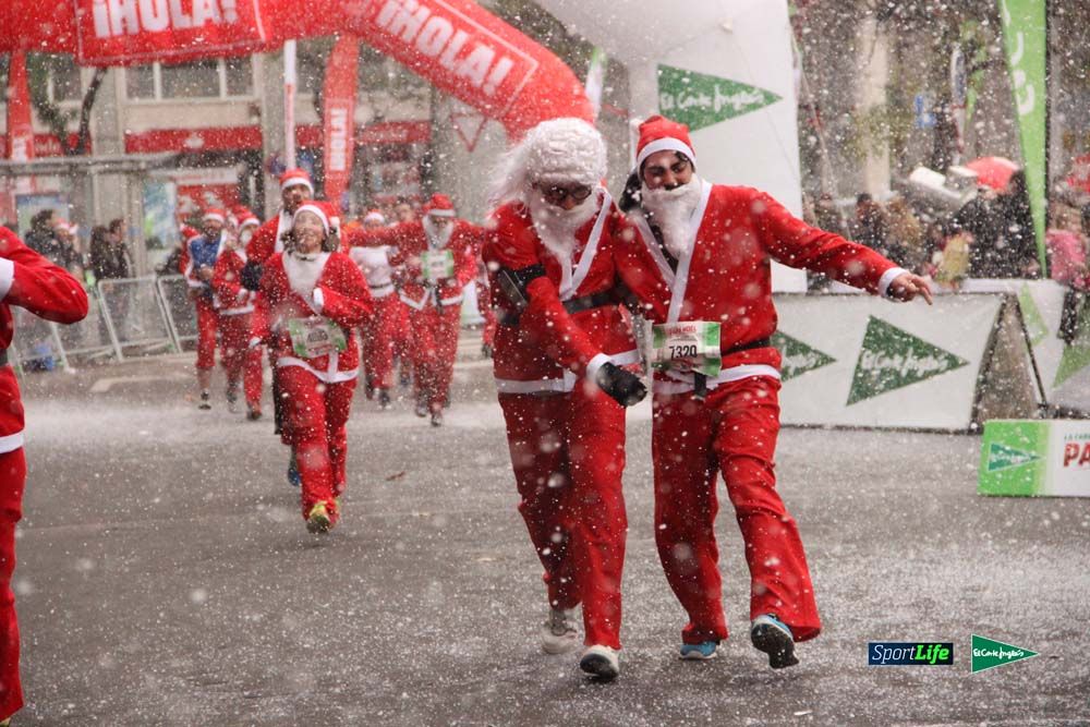 Galería de la Carrera de Papá Noel, entraeda en meta desde el minuto 27 al 37
