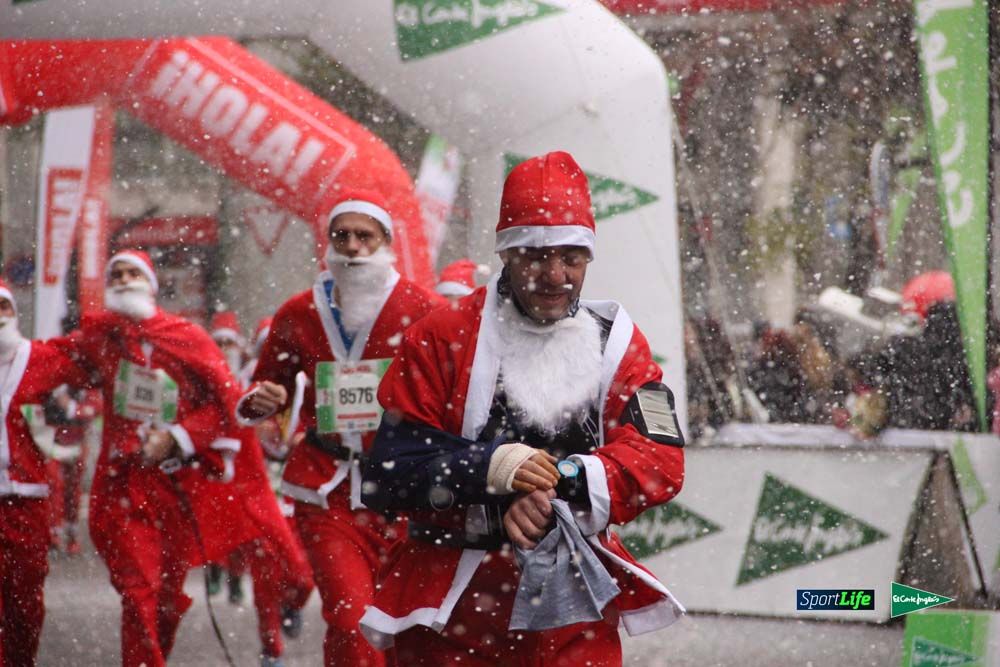 Galería de la Carrera de Papá Noel, entraeda en meta desde el minuto 27 al 37
