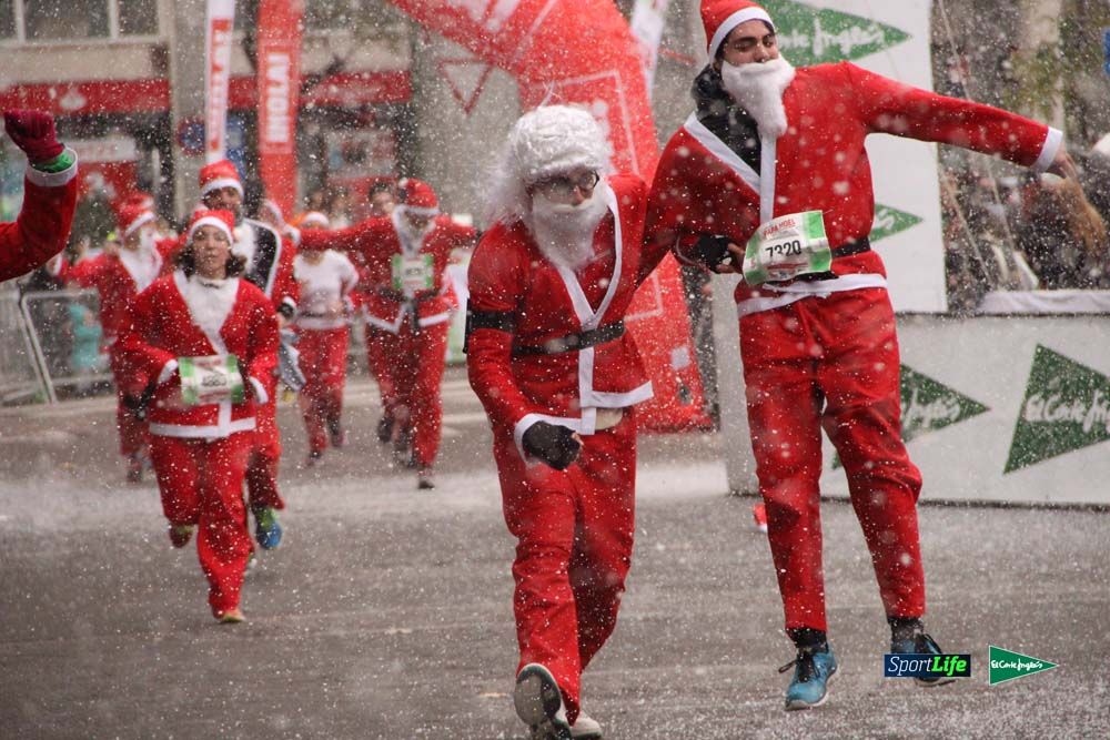 Galería de la Carrera de Papá Noel, entraeda en meta desde el minuto 27 al 37