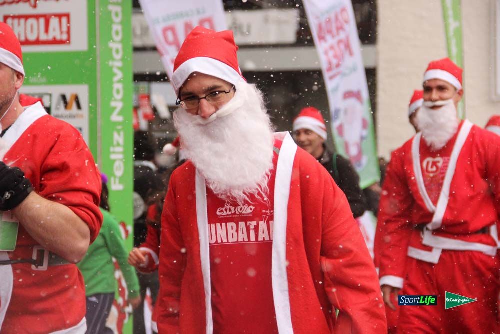 Galería de la Carrera de Papá Noel, entraeda en meta desde el minuto 27 al 37