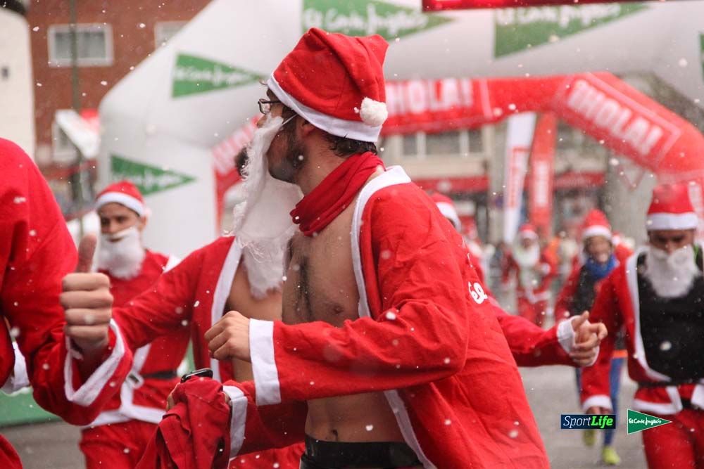 Galería de la Carrera de Papá Noel, entraeda en meta desde el minuto 27 al 37