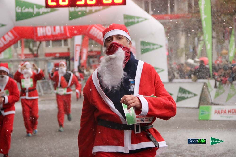 Galería de la Carrera de Papá Noel, entraeda en meta desde el minuto 27 al 37