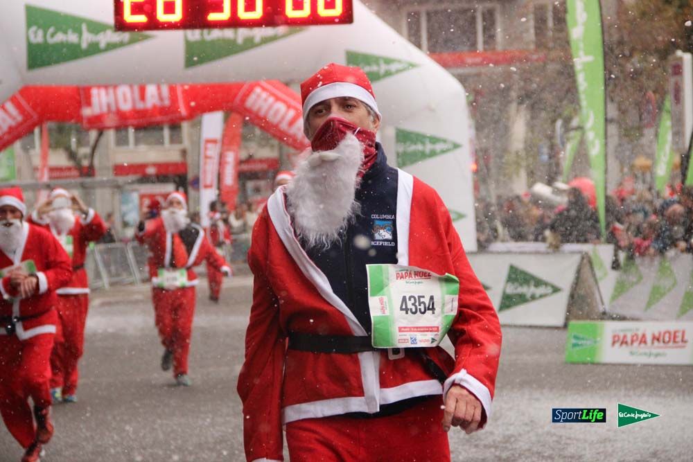 Galería de la Carrera de Papá Noel, entraeda en meta desde el minuto 27 al 37