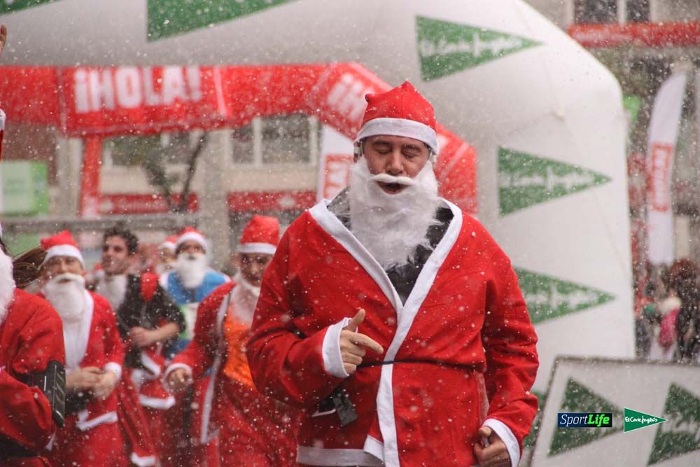 Galería de la Carrera de Papá Noel, entraeda en meta desde el minuto 27 al 37