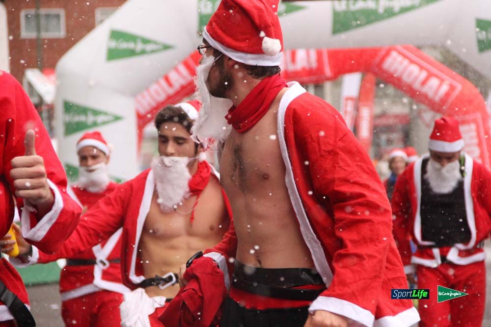 Galería de la Carrera de Papá Noel, entraeda en meta desde el minuto 27 al 37