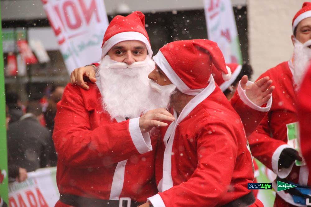 Galería de la Carrera de Papá Noel, entraeda en meta desde el minuto 27 al 37