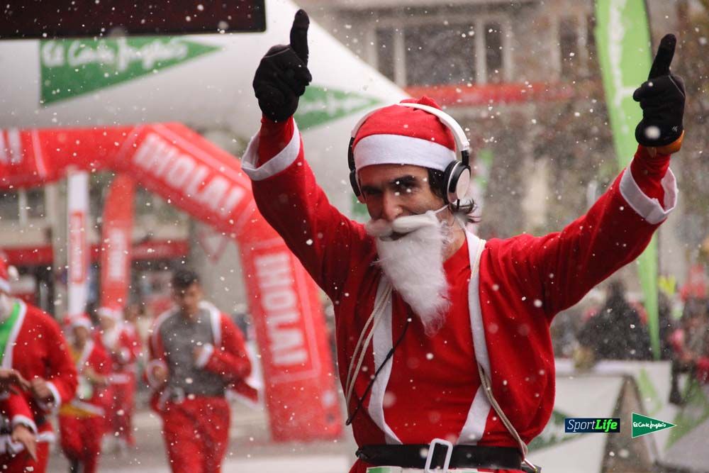 Galería de la Carrera de Papá Noel, entraeda en meta desde el minuto 27 al 37