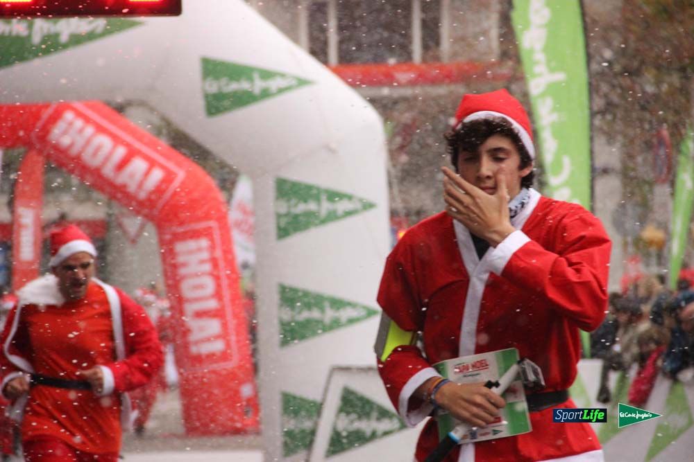 Galería de la Carrera de Papá Noel, entraeda en meta desde el minuto 27 al 37