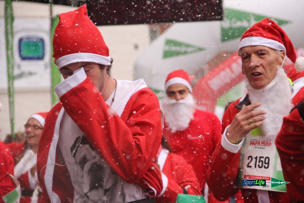 Galería de la Carrera de Papá Noel, entraeda en meta desde el minuto 27 al 37