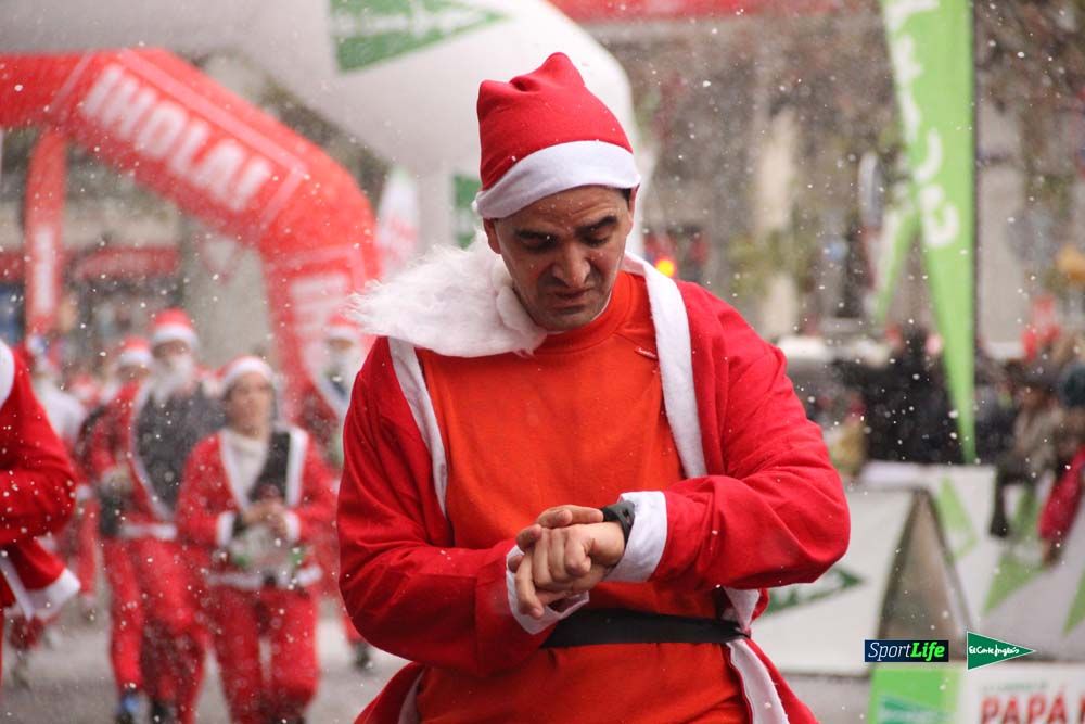 Galería de la Carrera de Papá Noel, entraeda en meta desde el minuto 27 al 37