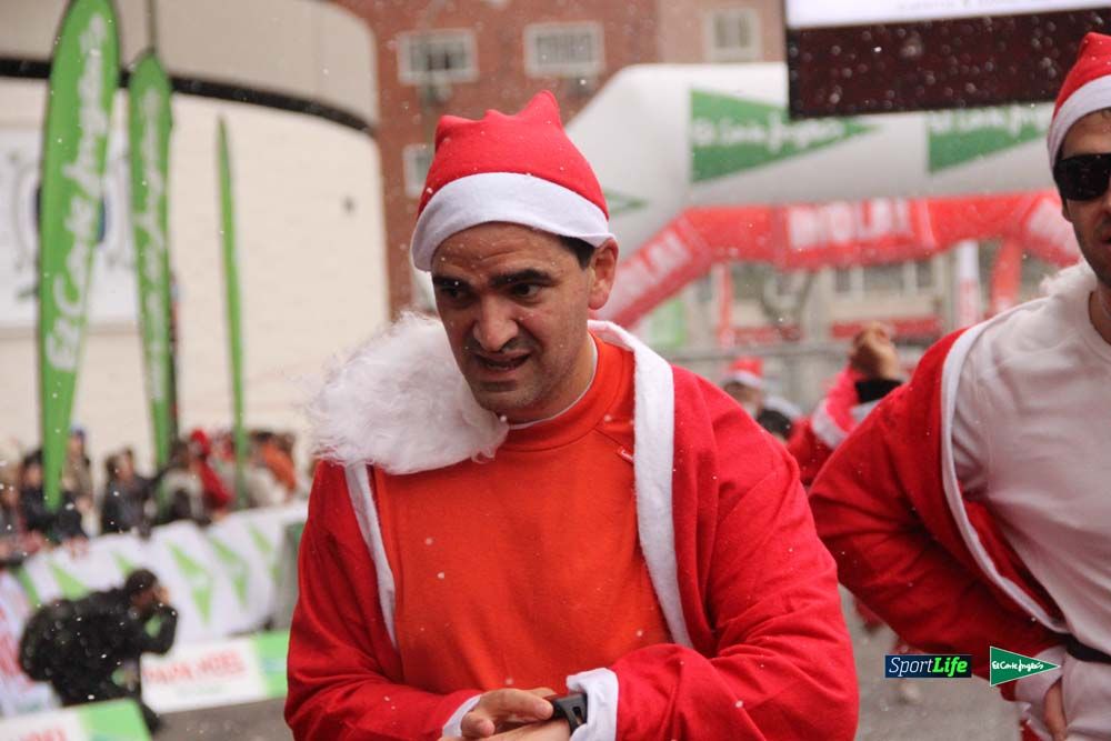 Galería de la Carrera de Papá Noel, entraeda en meta desde el minuto 27 al 37