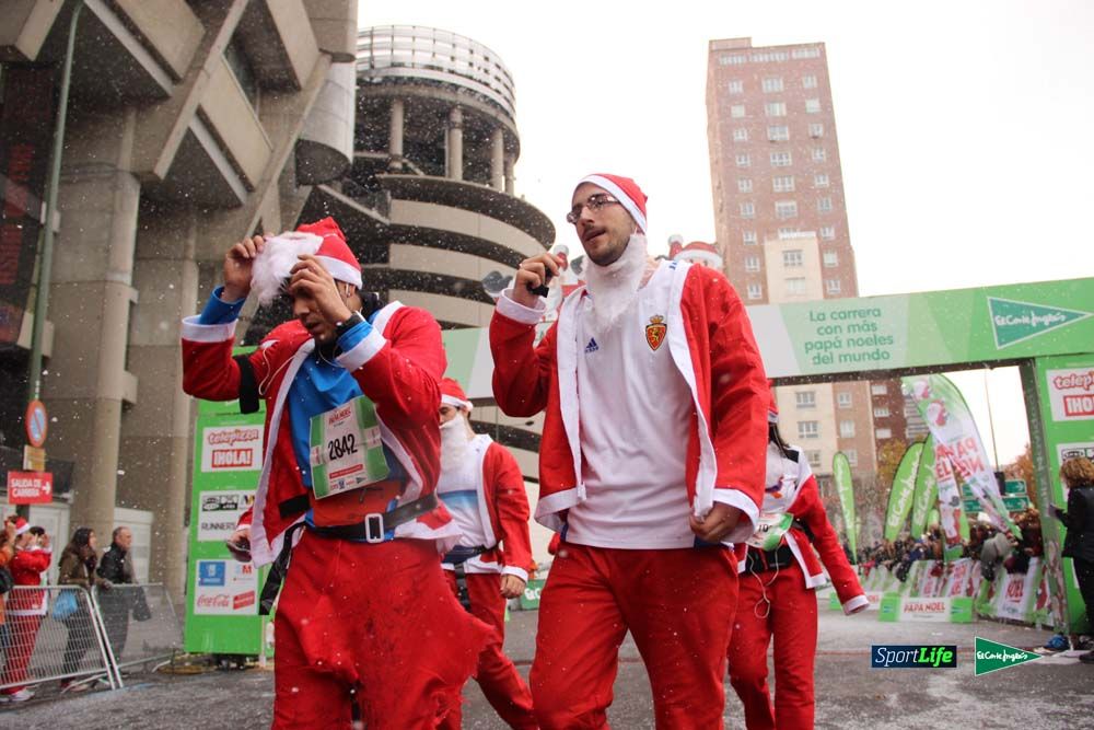 Galería de la Carrera de Papá Noel, entraeda en meta desde el minuto 27 al 37