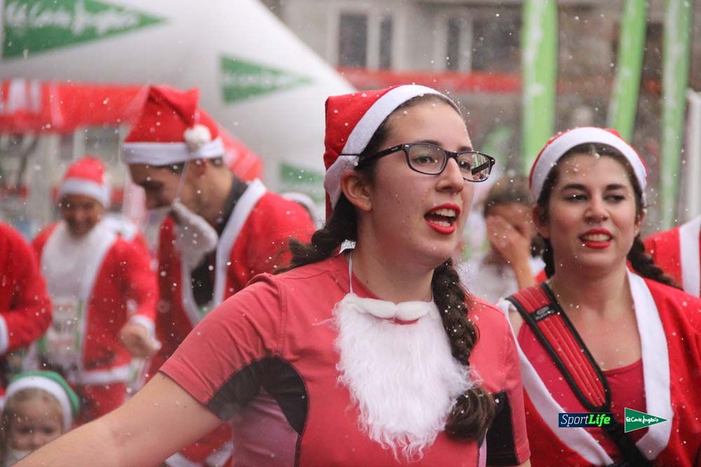 Galería de la Carrera de Papá Noel, entraeda en meta desde el minuto 27 al 37