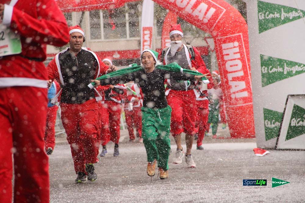 Galería de la Carrera de Papá Noel, entraeda en meta desde el minuto 27 al 37