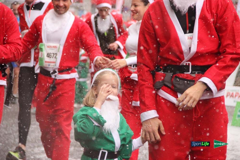 Galería de la Carrera de Papá Noel, entraeda en meta desde el minuto 27 al 37