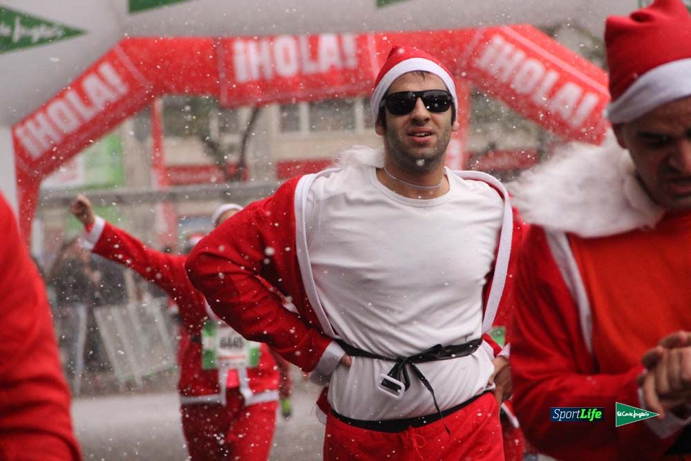 Galería de la Carrera de Papá Noel, entraeda en meta desde el minuto 27 al 37