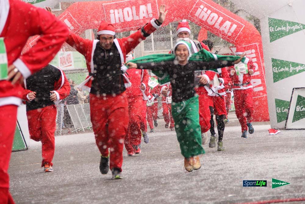Galería de la Carrera de Papá Noel, entraeda en meta desde el minuto 27 al 37