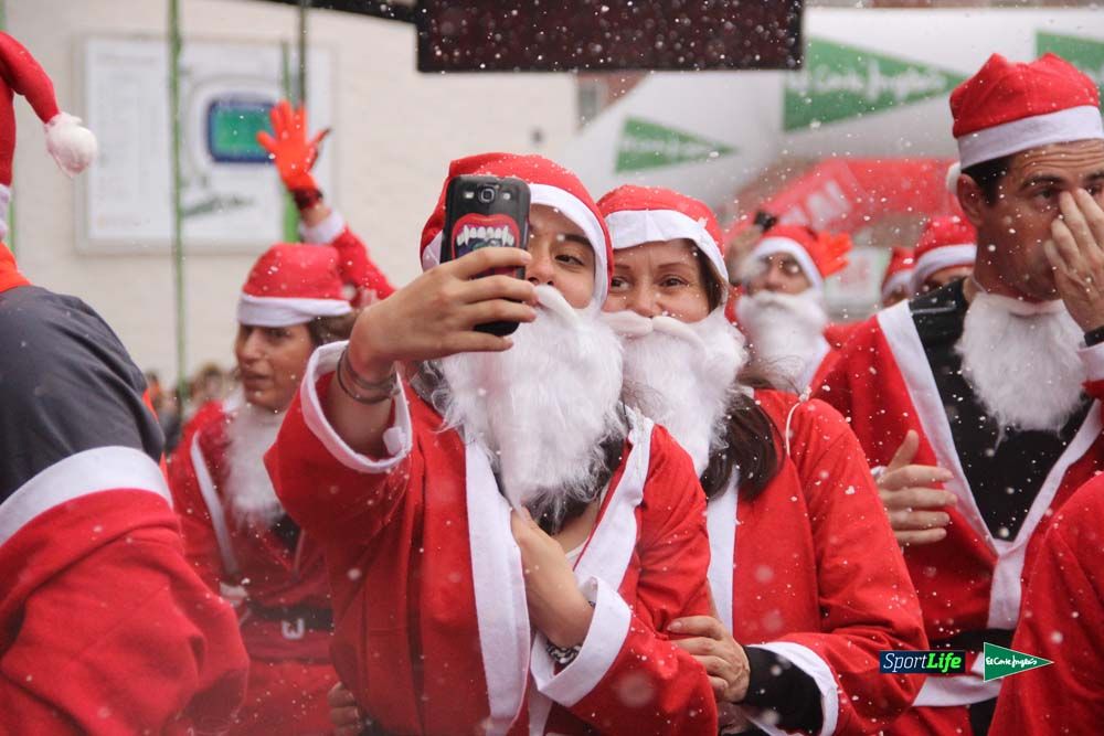 Galería de la Carrera de Papá Noel, entraeda en meta desde el minuto 27 al 37