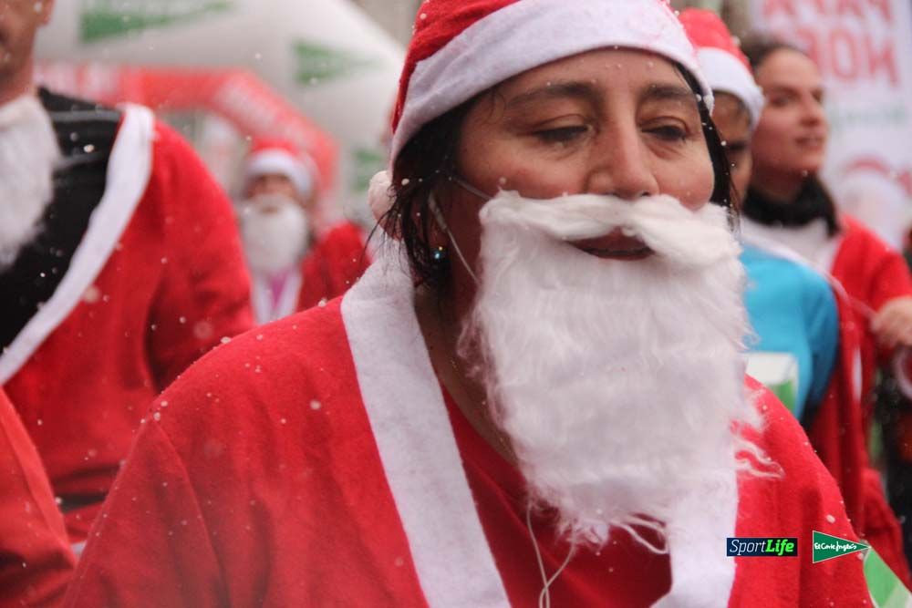 Galería de la Carrera de Papá Noel, entraeda en meta desde el minuto 27 al 37