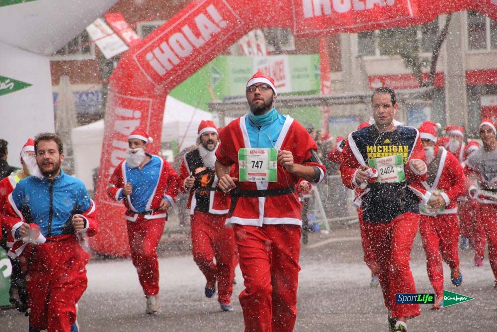 Galería de la Carrera de Papá Noel, entraeda en meta desde el minuto 27 al 37