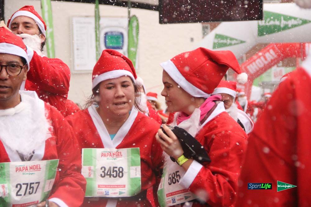 Galería de la Carrera de Papá Noel, entraeda en meta desde el minuto 27 al 37