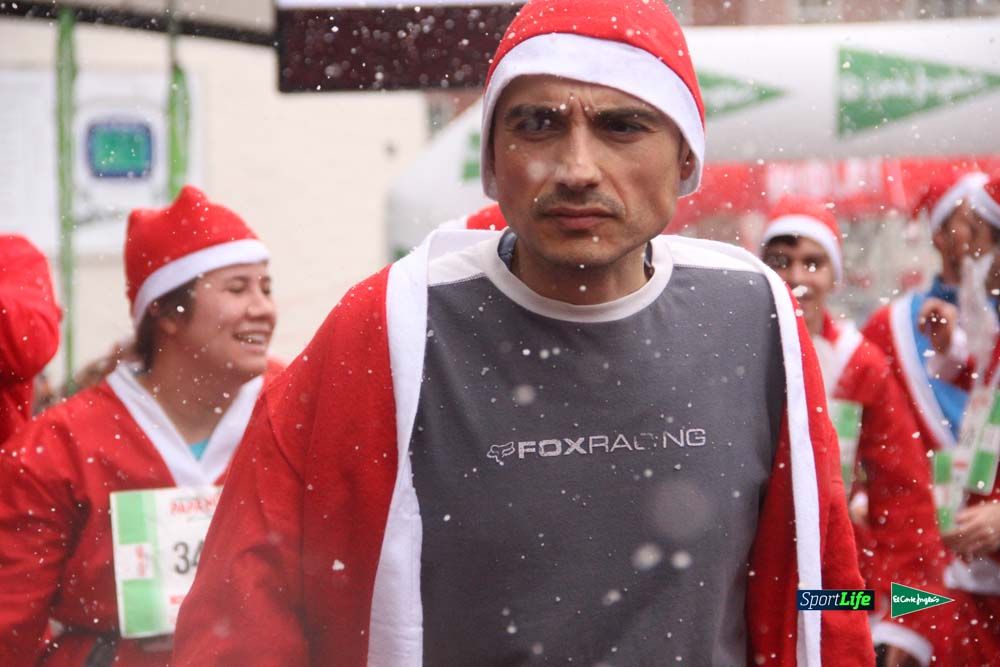 Galería de la Carrera de Papá Noel, entraeda en meta desde el minuto 27 al 37