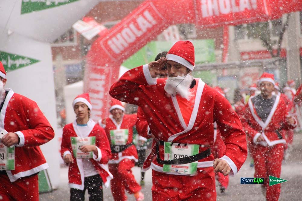 Galería de la Carrera de Papá Noel, entraeda en meta desde el minuto 27 al 37